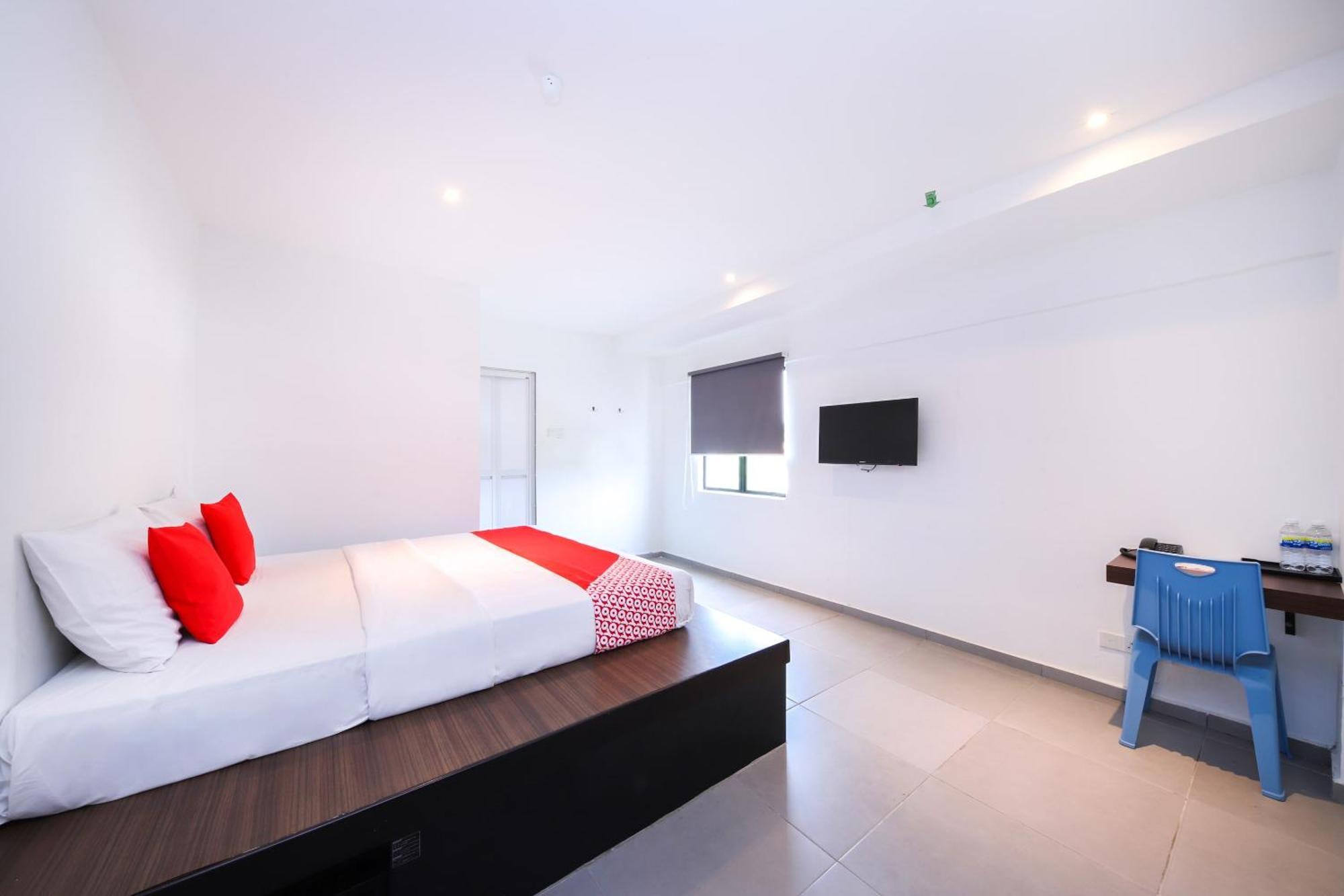 OYO 246 Link Inn Johor Bahru Exterior foto